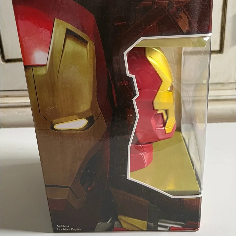 New Yahtzee Marvel The Avengers Iron Man Dice Game Iron Man Head Display piece
